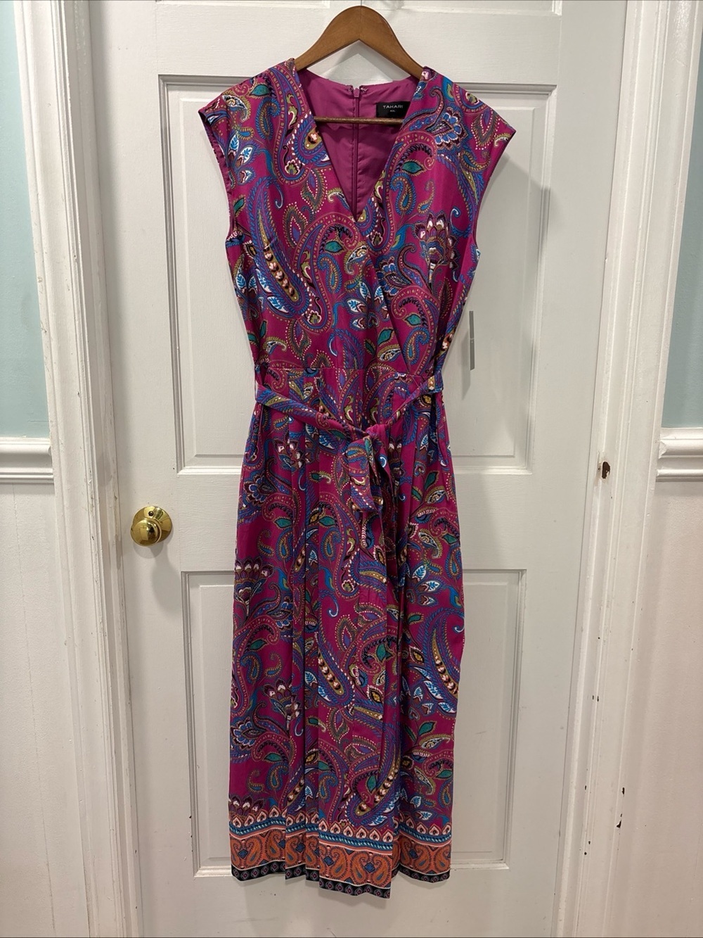 Tahari ASL Women’s Pleated Leg Wide Leg Jumpsuit Size 8 Sleeveless Paisley NWT